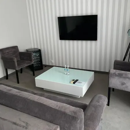 Dworek Admiral Bed & Breakfast Sopot