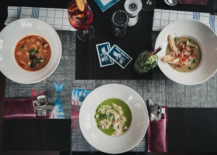 Alojamento de Acomodação e Pequeno-almoço Dworek Admiral 3*