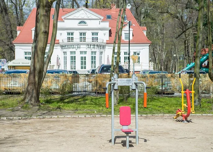 Dworek Admiral 3* Sopot